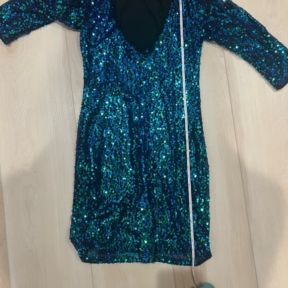 Green/Blue Sequin Dress - Picture 6 of 6